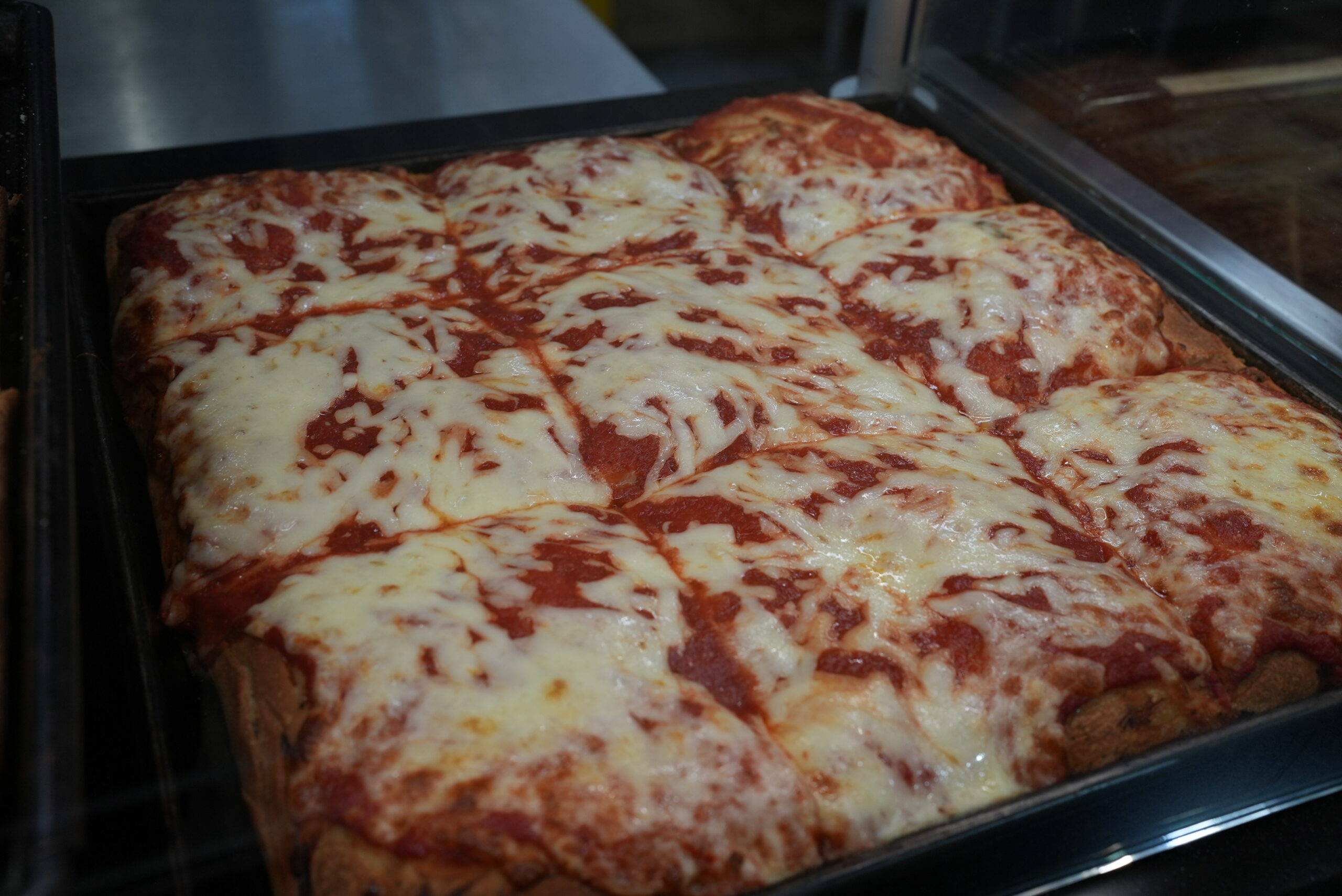 Livoti's-January2025-Brick-Pizza-Sicilian (2)